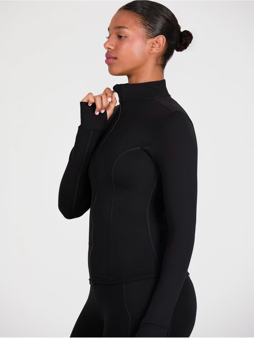 YITTY Black Zip-Front Active Jacket with Thumbhole Sleeves - Picture 3 of 9
